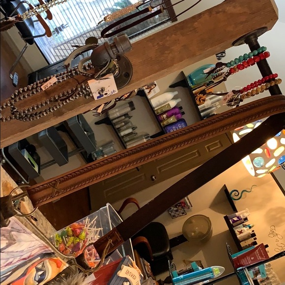 Purses - Picture 2 of 6